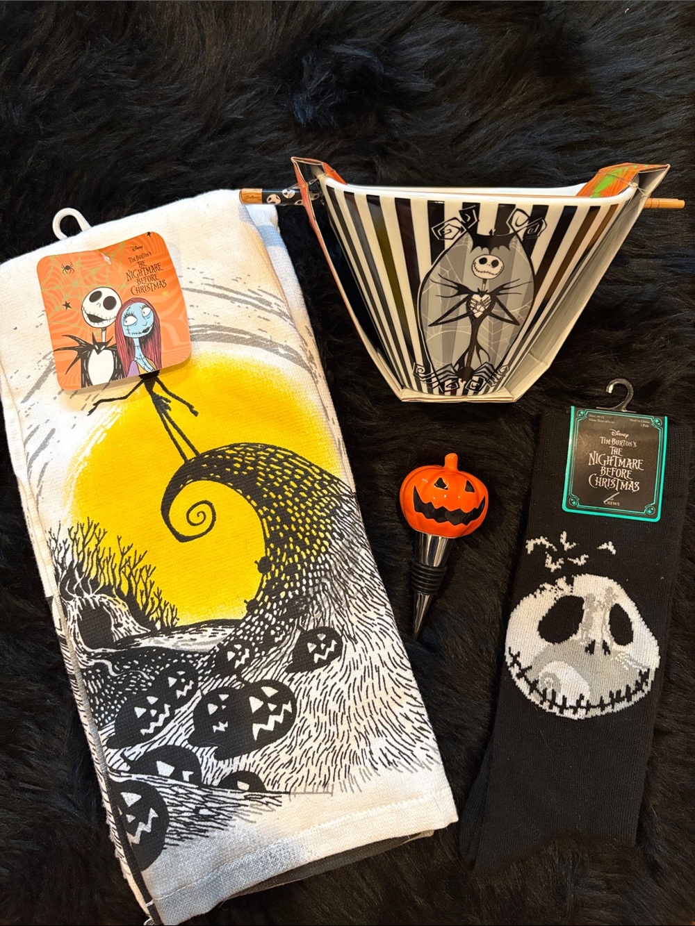 The Nightmare Before Christmas Bundle Noodle Bowl, 3 pk kitchen towels, socks